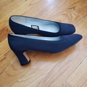 Nina Navy Blue Block Heel Dress Pumps See Description